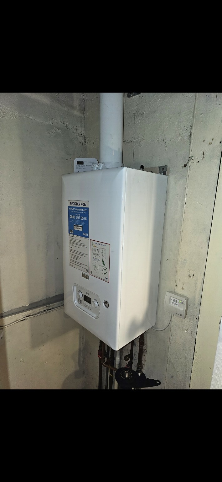 Baxi 800 boiler installation angle view by Luk Gas Ltd